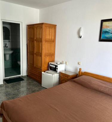 Ravda Hotel | КЪЩА"Перла"