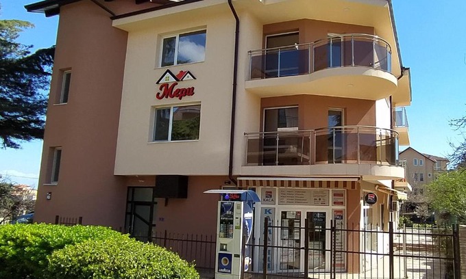 Chernomorets Casa | Къща, стаи за гости Мери