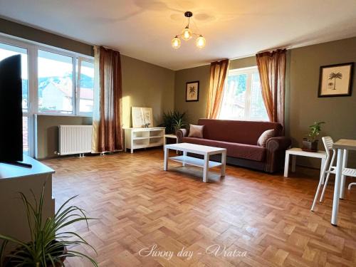 Vratsa Apartamento | Луксозен Апартамент с гледка СЛЪНЧЕВ ДЕН