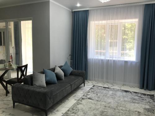 Uralsk Apartamento | ЛЮКС Апартаменты на Назарбаева