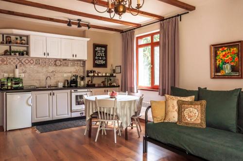 Smolyan Apartamento | "Моето Любимо Място", Смолянски езера - "My Favorite Place", Smolyan lakes