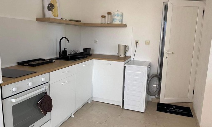 Chernomorets Apartamento | Петрови