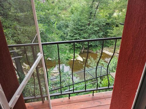 Tryavna Casa | Стаи до реката