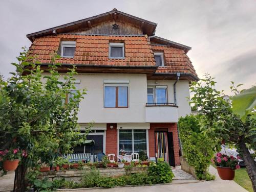 Shkorpilovtsi Casa | Стаи за гости Кичка
