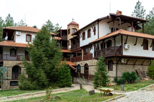 Starozagorski Bani Hotel | Хотелски Комплекс - Щастливците
