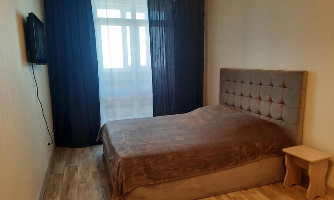 Tyumen Apartamento | Чаркова 79