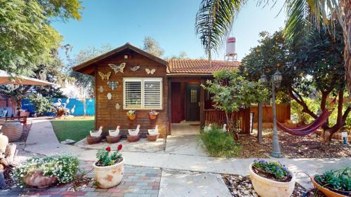 Menahemia Apartamento | בית הזורע של רשת לב הגולן - 4 צימרים מדהימים עם בריכה משותפת ליד הכנרת