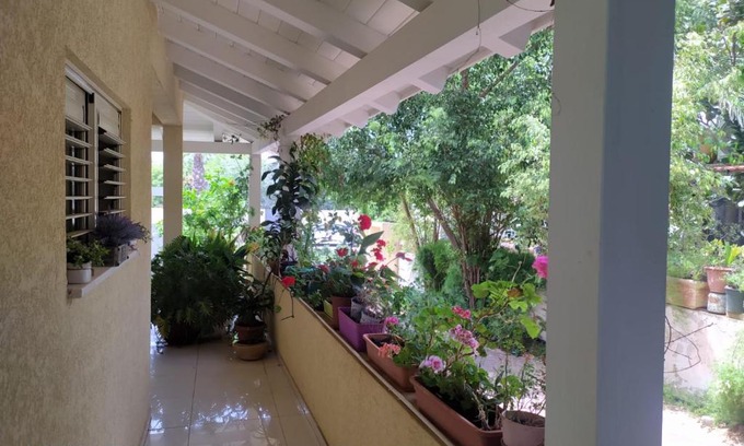 Gedera Chalet De Esquí | בקתה פרטית מקסימה בלב המושבה