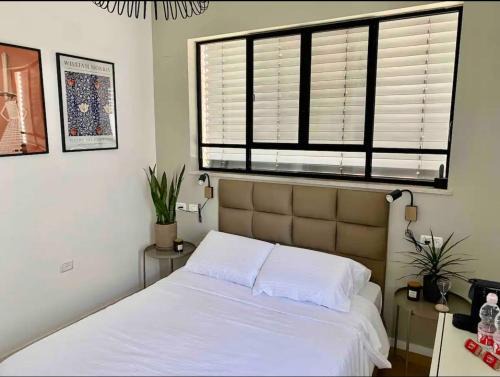 Emek HaMaayanot Apartamento | חדר סטודיו בסגנון נורדי