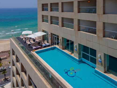 Bat Yam Apartamento | סוויטת תשוקה על הים - Passion Suite by the Sea