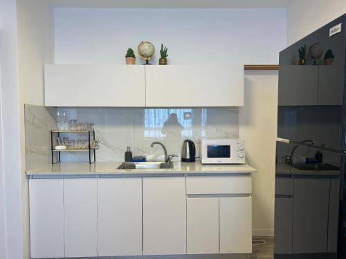 Tiberias Old City Apartamento | תכלת על הכינרת Light blue on the Kinneret lake