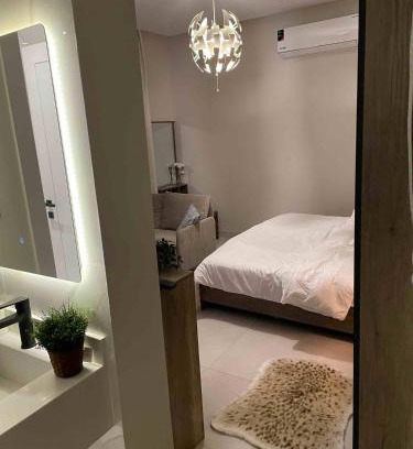 Al Wahah Apartamento | استديو راقي وهادئ