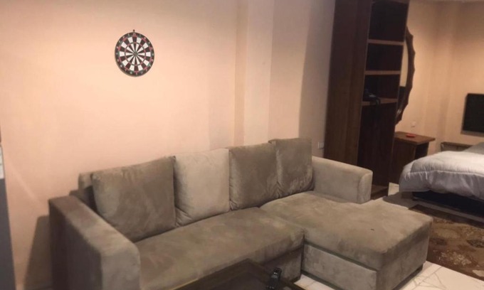 Al-Basatin Apartamento | استوديو بمدخل خاص وجردن في المعادي