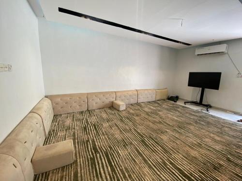Riyadh Casa | رتز السويدي