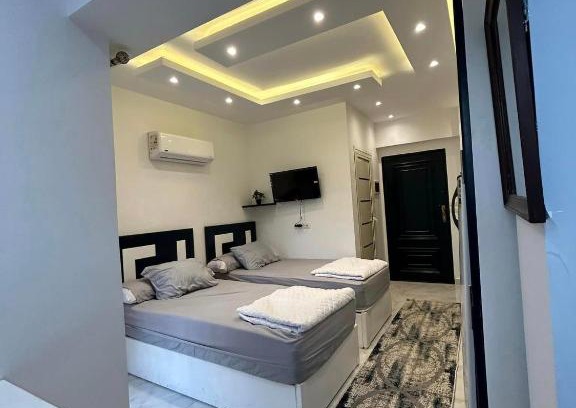 6th of October City Apartamento | سويت فندقي فاخر - للأيجار Luxury Suite Hotel Room - for Rent