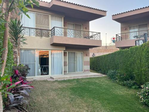 Zafarana Chalet De Esquí | شالية ارضى مميز فى السخنة