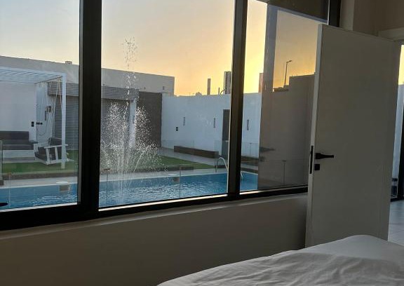 Al Kura Chalet De Esquí | شاليهات قولدين لاند