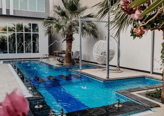 Buraydah Chalet De Esquí | شاليه بالم ون الفندقي
