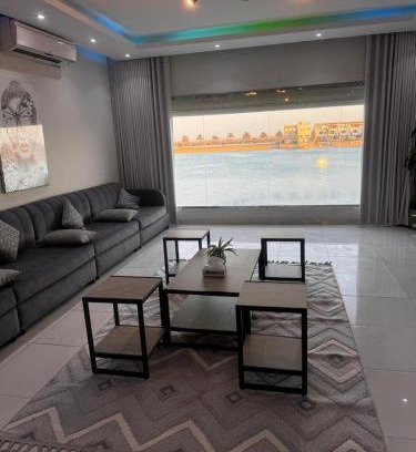 Durrat Al-Arous Chalet De Esquí | شاليه لاقينا-هوم للعوائل
