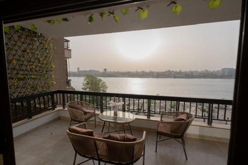 Downtown Cairo Apartamento | شقة مطلة على ممشى اهل مصر