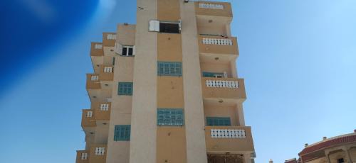 Marsa Matruh Apartamento | عمارة الحج موسي بشاطئ أم الرخم عجيبه