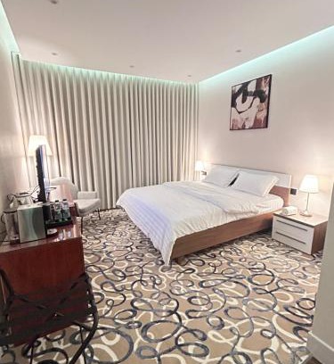 Al Aqiq Apartamento | غرفه فندقيه فاخره