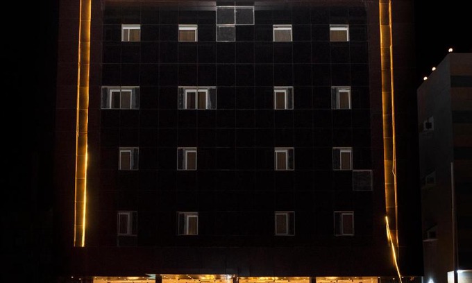 Jizan Hotel | فندق حديقة القصور