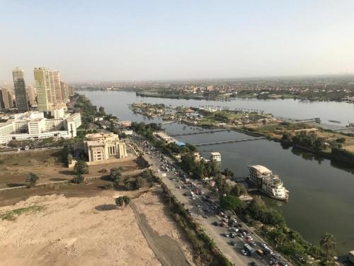 Al-Basatin Apartamento | كورنيش النيل المعادي ابراج الجوهرة Nile Edge