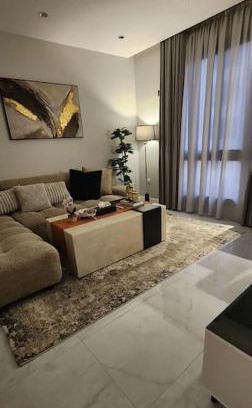 Al Wahah Apartamento | مسكن فاخر غرفتي جلوس ونوم بسندس