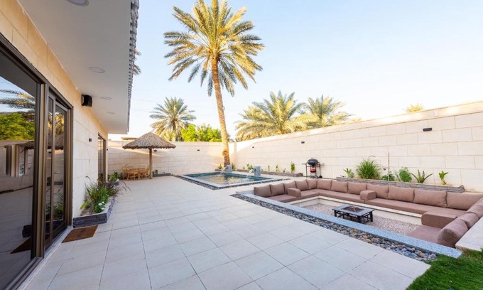Al-Hofuf Chalet De Esquí | منتجع كالوتارا