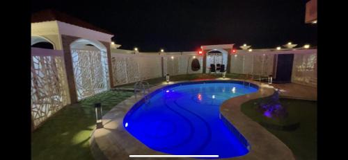 Dhahban Chalet De Esquí | منتجع واستراحة اليخت