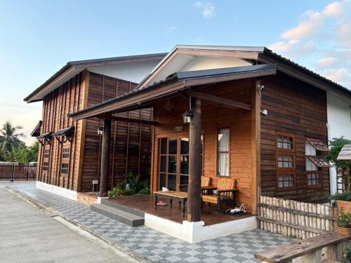 Hang Dong Casa | บ้านทาคายามา
