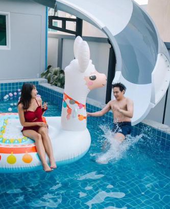 Cha-am Casa | บ้านบลูสกาย POOL VILLA Cha-am