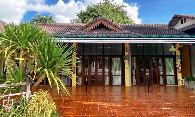 Mukdahan Hotel | บ้านพักสิริ มุกดาหาร (Baan Siri Mukdahan)