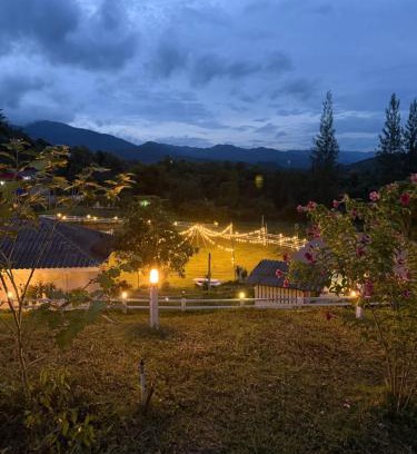 Suan Phueng Casa | บ้านเนินเขา รีสอร์ท&แคมป์ปิ้ง