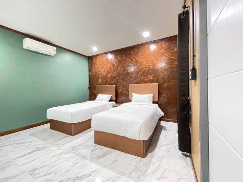 Phetchaburi Casa | บ้านไร่แสงจันทร์ รีสอร์ท