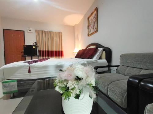Nakhon Ratchasima Apartamento | ห้องพักนครราชสีมาใกล้เซ็นทรัล The Rich Room