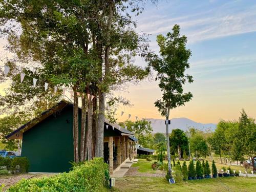 Chanthaburi Otro | แคมป์คาฟ จันทบุรี (Kamp Kaff)