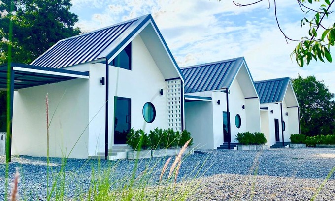 Phrom Buri Apartamento | โฮมสเตย์ สุขสำราญ รีสอร์ท