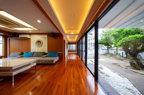 Naha Villa | クリスタルヴィラ金城