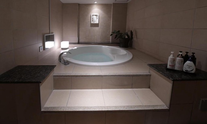Minuma Ward Hotel | ホテル クレア