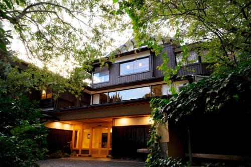 Atami Hotel | 三平荘