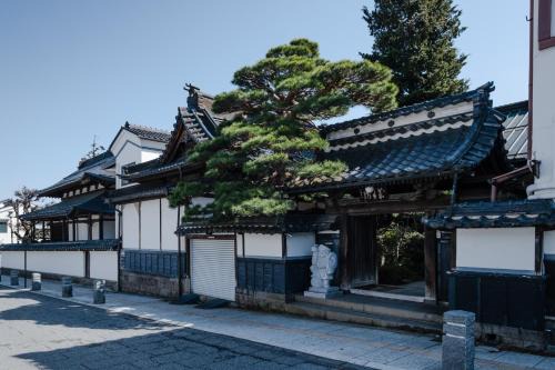 Nagano Hotel | 信州善光寺 薬王院