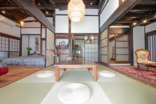 Isumi Casa | 古民家ワーケーション ふふ庵|駅徒歩5分|ゆる旅|屋根在りBBQ施設|テレワーク