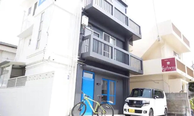 Makishi Apartamento | 大家族向け貸切宿 敷地内無料駐車場 最高のロケーション 各階独立鍵付き個室 Paradise inn牧志