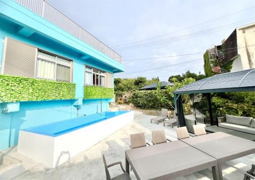 Tsubaki Onsen Villa | 天然露天温泉付き!雨でも炭火BBQ可!プール付き!Max12名!駐車場2台!千畳敷三段壁近く