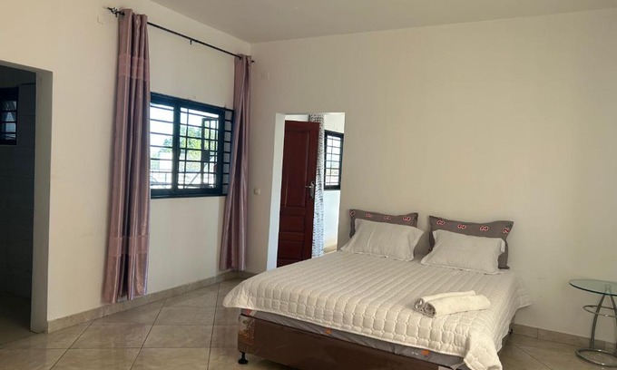 Mozambique Hotel | 巴蜀客栈