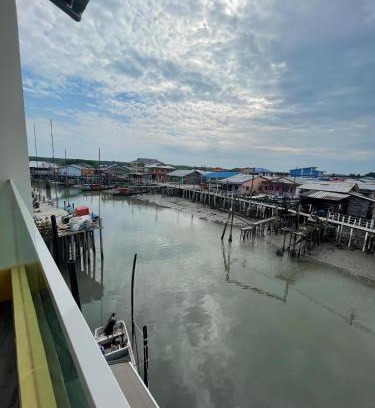 Pulau Ketam Casa | 幸福轩&幸福一家民宿 Happiness Family Homestay