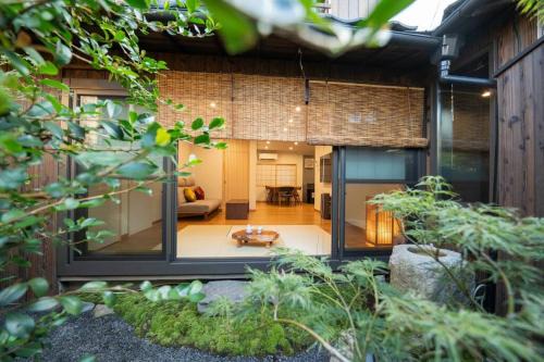 Fushimi Casa | 御屋 稲