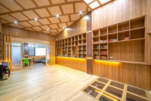 Tainan City Centre Casa | 慶東雙包棟招待所 兩棟可選擇包層包棟 可住4-70人 團體聚會首選